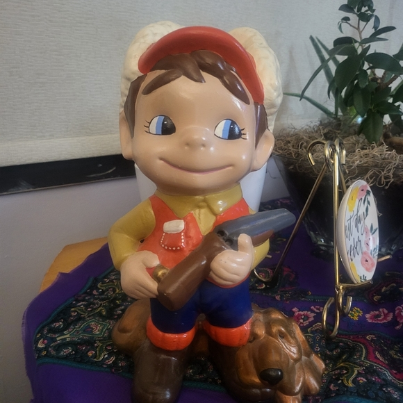 1970s Atlantic Hunter Boy Handpainted Ceramic Mold - Picture 1 of 2